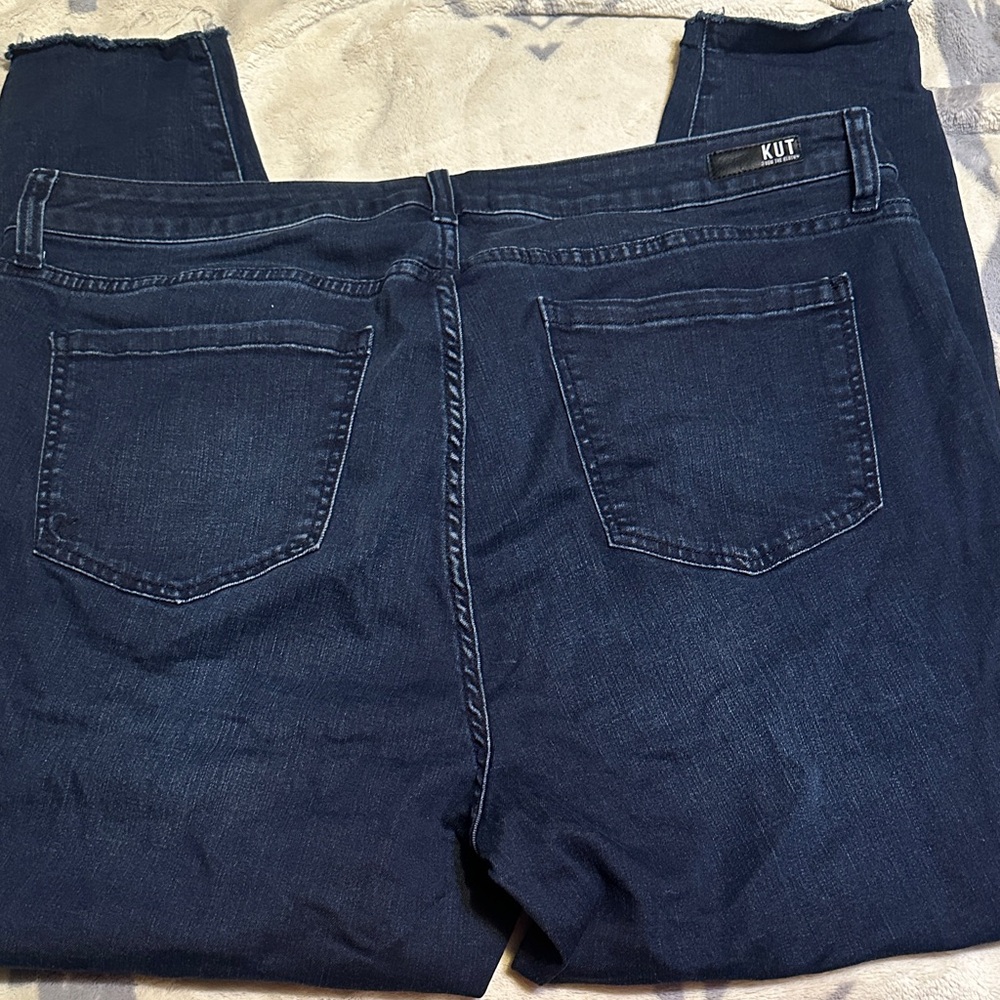 A152. Kut from the Kloth Connie fab ab ankle Skinny Jeans - Deep Indigo